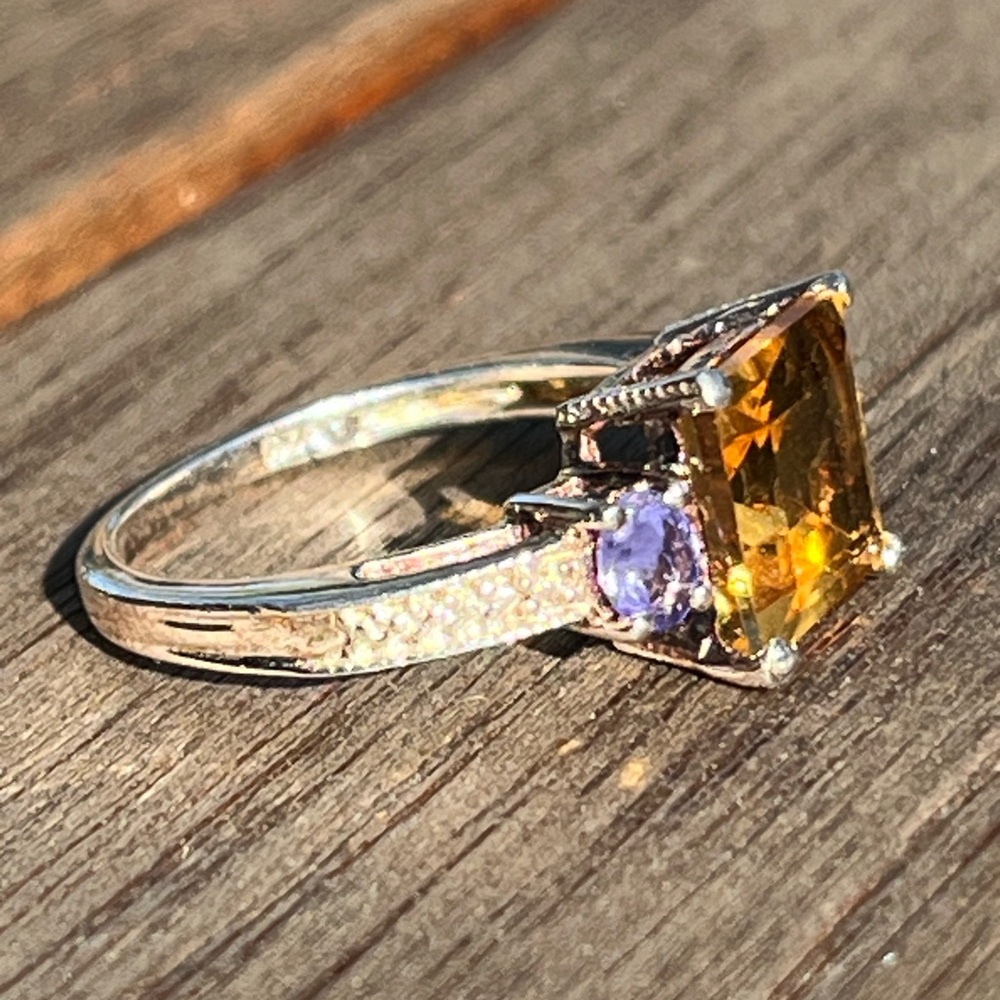 925 Sterling Silver Princess-Cut Golden Yellow Gemstone Ring with Purple Stones - Picture 3 of 10